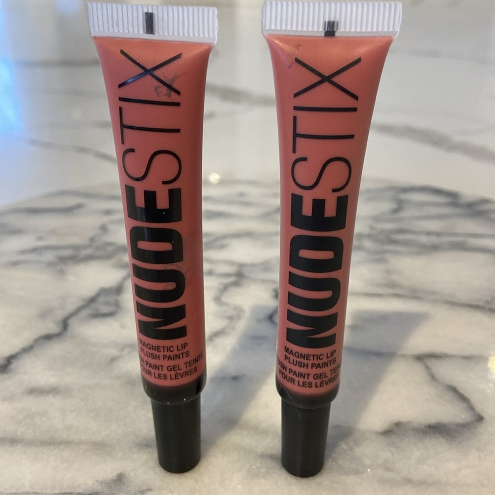 2 New NudeStix Magnetic Plush Paint for Lips, Eyes and Cheeks in Waikiki Rose.